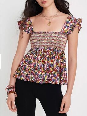 NWOT Urban Outfitters Charlotte Smocked Ruffle Sleeve Babydoll Top Size X Small